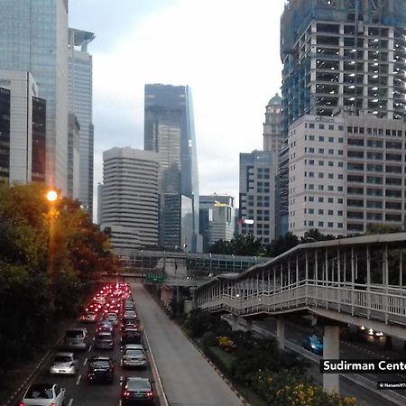 Zen Rooms Patra Kuningan Syariah Jakarta Eksteriør bilde